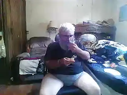 hearseguy77 webkamerás műsora