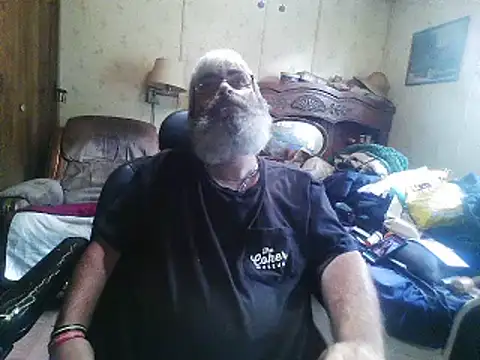 hearseguy77 Show in webcam