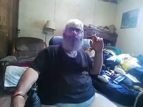 Show modela hearseguy77 na web-kameri