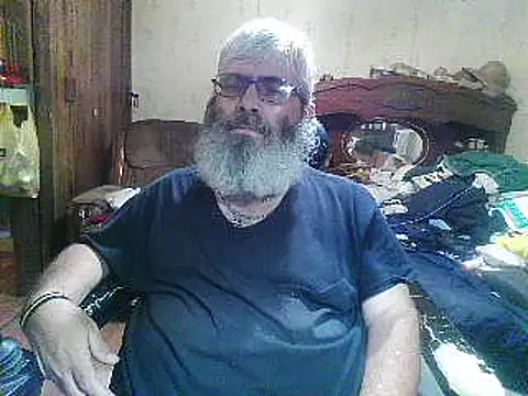 הופעת וובקאם של hearseguy77