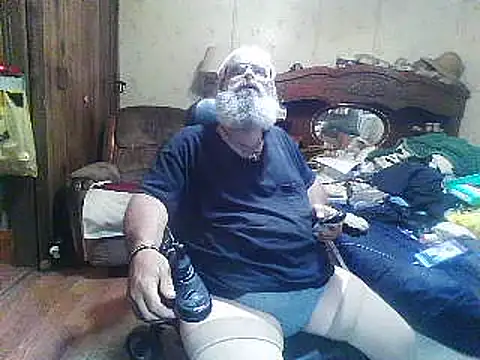 hearseguy77 Show in webcam