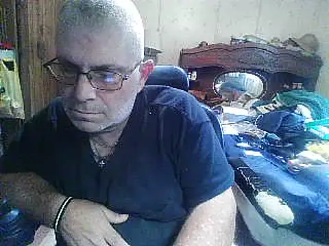 hearseguy77: διαδικτυακό σόου στην κάμερα