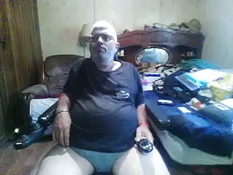 הופעת וובקאם של hearseguy77
