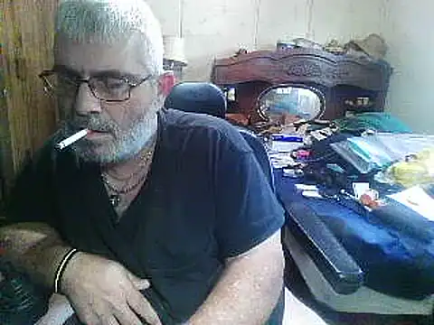 hearseguy77: διαδικτυακό σόου στην κάμερα