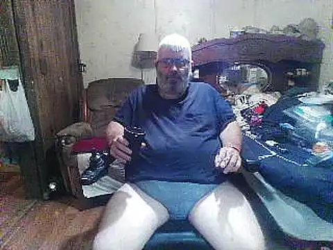 hearseguy77 Show in webcam