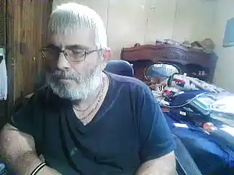 hearseguy77 Show in webcam