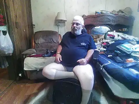 hearseguy77 Show in webcam