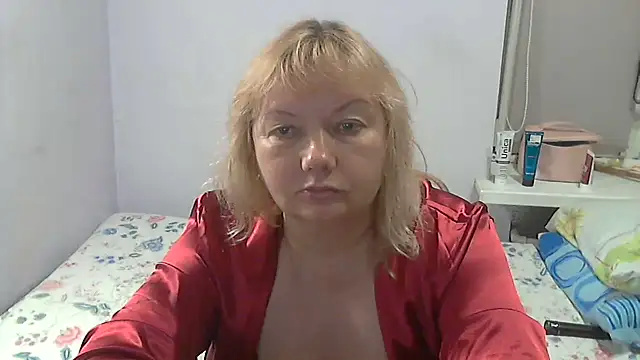 Lusi-777 Chat XXX in diretta