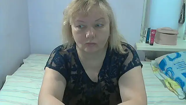 Lusi-777's Live XXX Chat