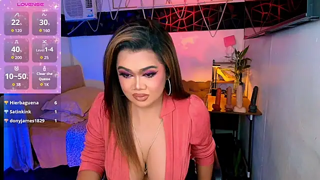 asiankatyhuge Pertunjukan Webcam