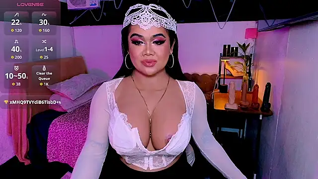 asiankatyhuge Webcam Show