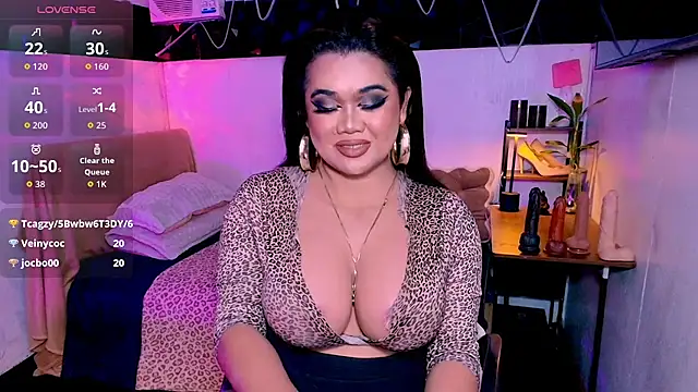 הופעת וובקאם של asiankatyhuge