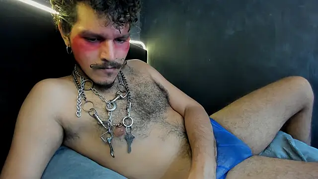 Pokazy przed kamerką – die_mond