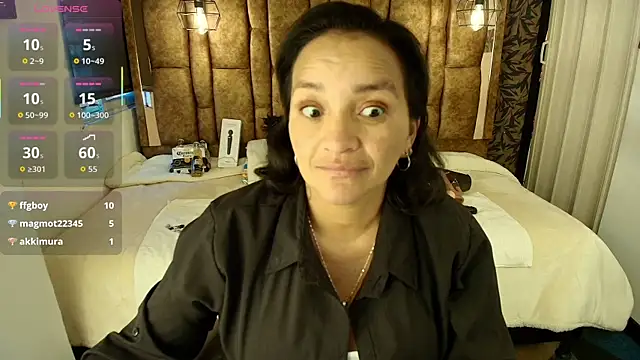 XXX chat uživo modela MarilynMiilf_