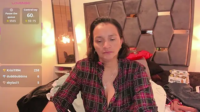 Živý XXX chat MarilynMiilf_