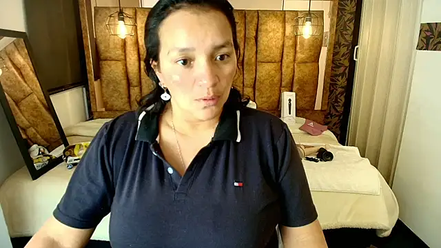 Chat XXX ao vivo de MarilynMiilf_