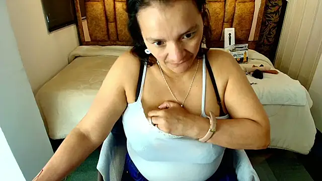 Chat +18 de MarilynMiilf_ ao vivo