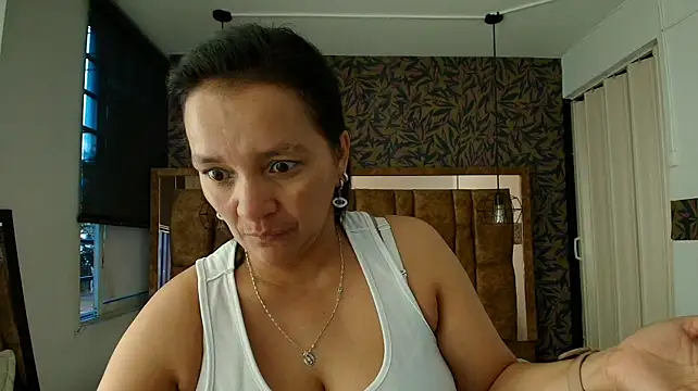 MarilynMiilf_ 라이브 XXX 채팅