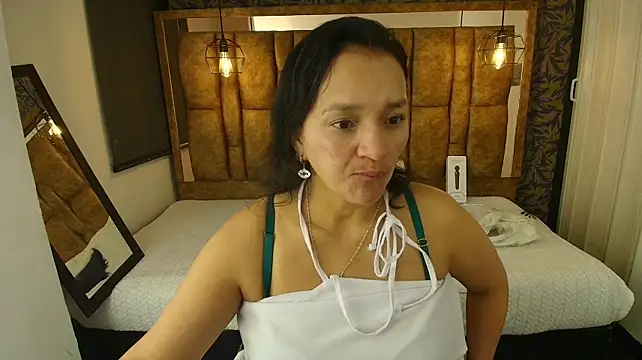 MarilynMiilf_ Chat XXX in diretta