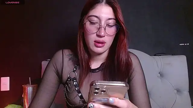 Red-moon1's Webcam Show