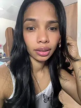 girlskinny06 Pertunjukan Webcam