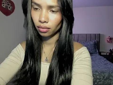 Živý XXX chat girlskinny06