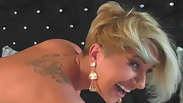 InannaStar – webcam-show