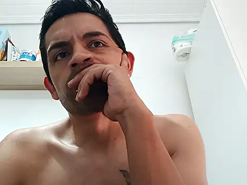Precum_manのウェブカメラショー