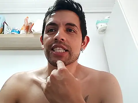 Precum_manのウェブカメラショー