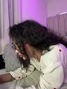 הופעת וובקאם של Samantha_Bernardo