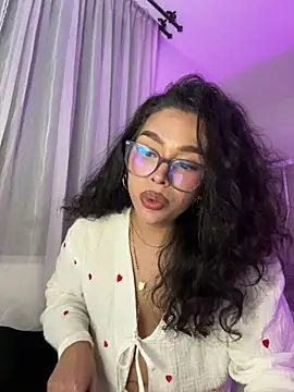 Samantha_Bernardo Show Webcam