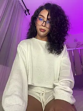 Samantha_Bernardo's Webcam Show