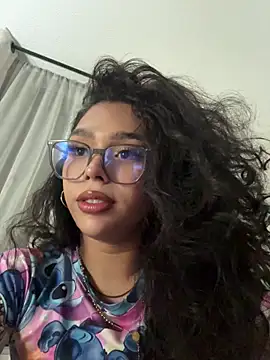 Samantha_Bernardo's Webcam Show
