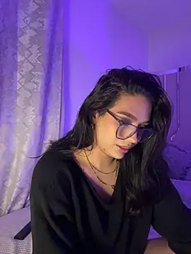 Samantha_Bernardo's Webcam Show