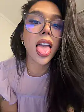 Samantha_Bernardo Show Webcam