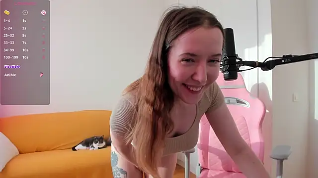 Lucy_Ember – Live XXX-chat