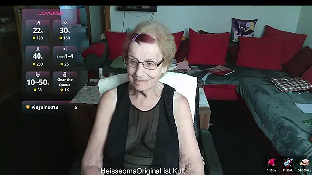 Show modela HeisseomaOriginal na web-kameri