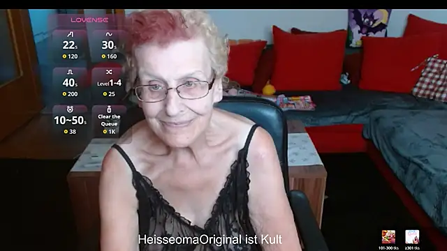 HeisseomaOriginal's Live XXX Chat