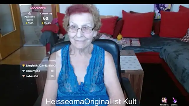 HeisseomaOriginal's Live XXX Chat