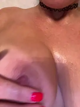 Chat +18 de BettyBlondy ao vivo