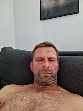 Show modela Mjn34 na web-kameri