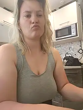 Jessie_Lust 现场XXX聊天