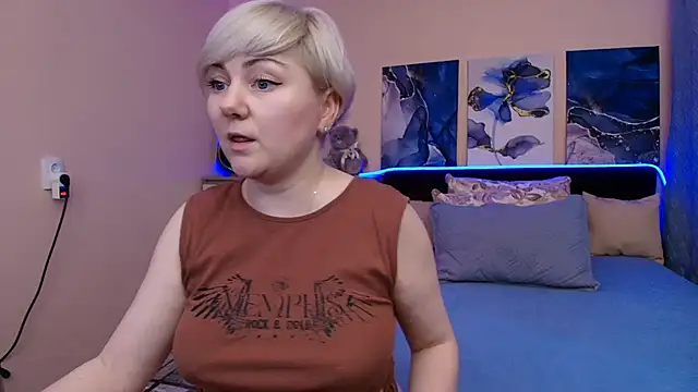BlondPearl's Live XXX Chat