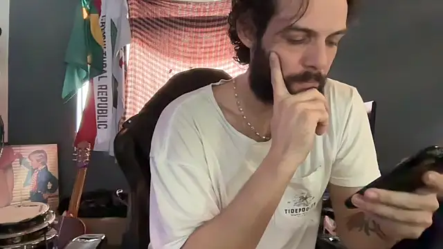 falacomigobbzin Show in webcam