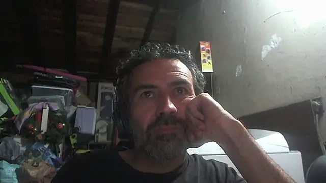 Anarchy_Burger Show Webcam