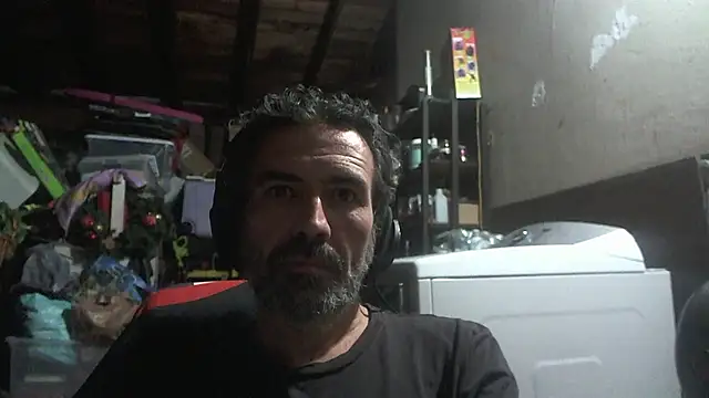 Anarchy_Burgern Webbikameraesitys