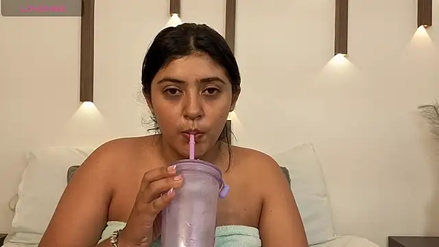 צ'אט XXX בשידור חי של abby_miller26
