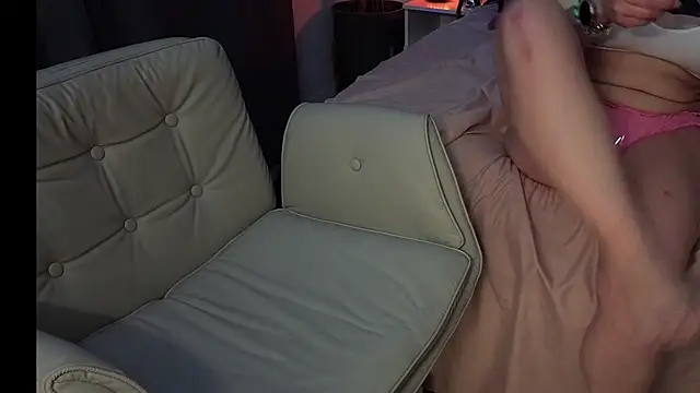 Ellie-Elizabeth's Webcam Show