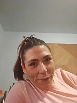 Chat +18 de Ellie-Elizabeth ao vivo
