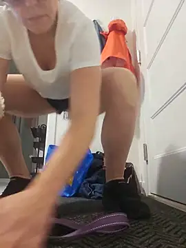 Ellie-Elizabeth 在線直播表演